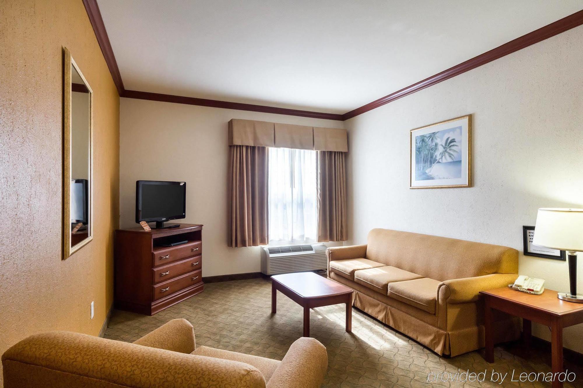 Best Western Ingleside Inn & Suites Exterior photo