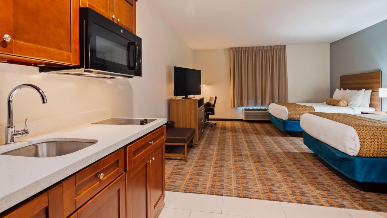 Best Western Ingleside Inn & Suites Exterior photo
